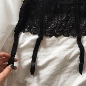 Vintage Oscar de la Renta Garter Belt
